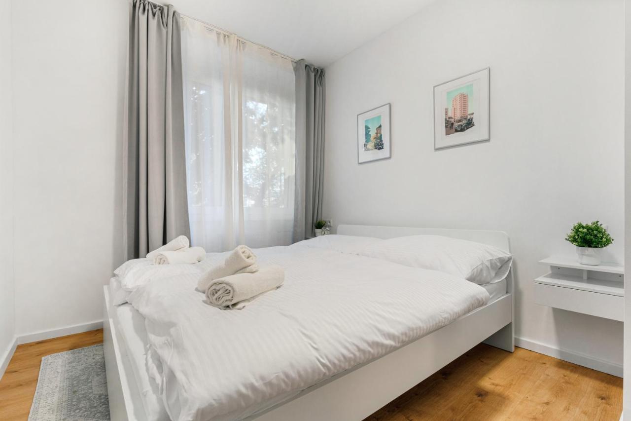 Bratislava Touch 2 Bedroom Apt Exterior foto